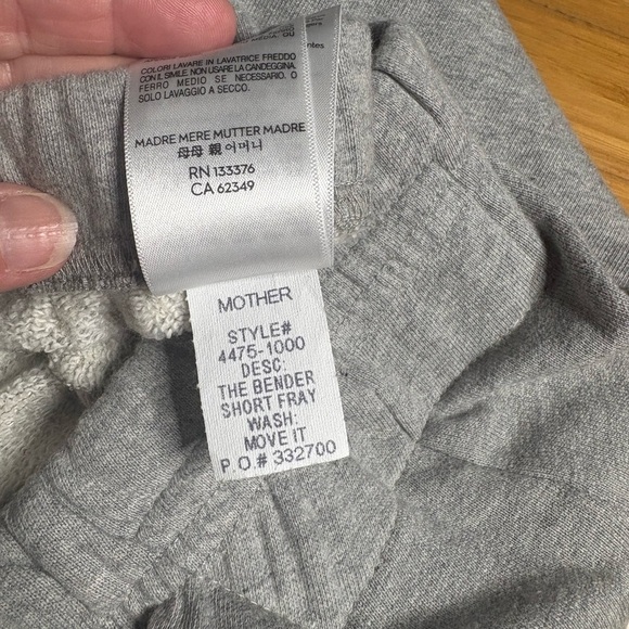 EUC Mother Move It- The Bender Short Fray Shorts. Size XS - Picture 10 of 13
